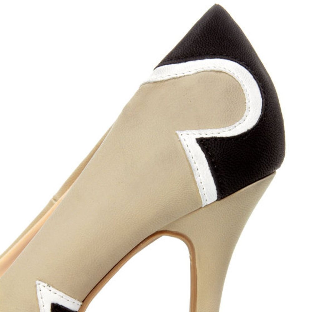 Anne Michelle Taupe And Black Pump - image 6